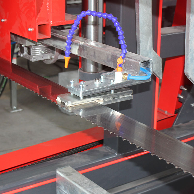 Wood Cutting Machine